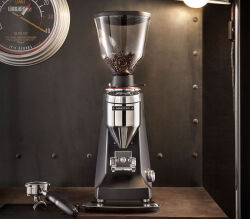 Mazzer Major VP Electronic On Demand Kahve Değirmeni, Siyah - 3
